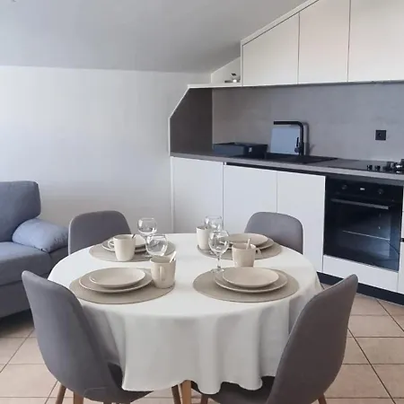 Iva Apartament Biograd Na Moru